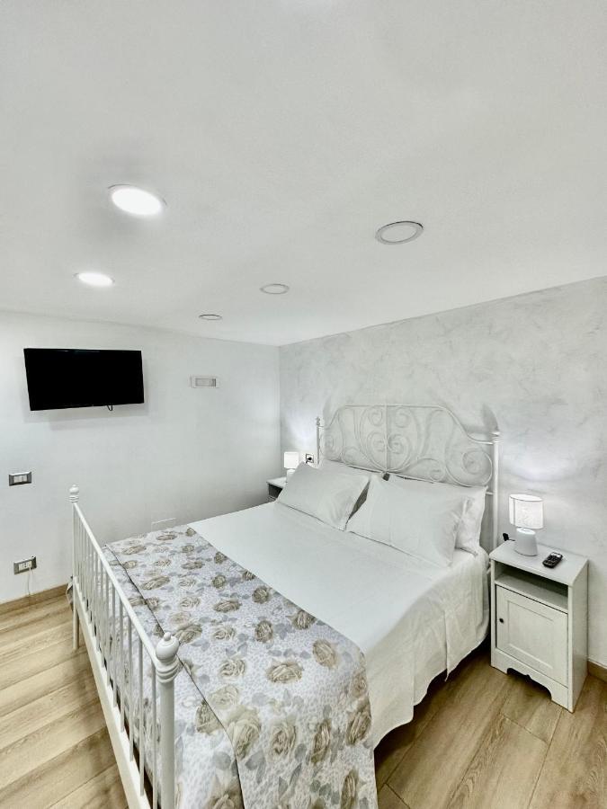 Appartement La Casa Di Elisa à Naples Extérieur photo