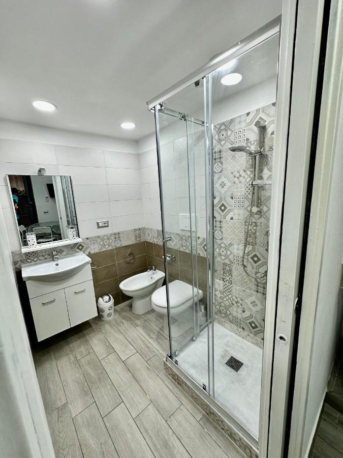 Appartement La Casa Di Elisa à Naples Extérieur photo
