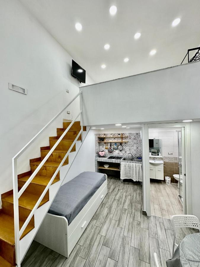 Appartement La Casa Di Elisa à Naples Extérieur photo