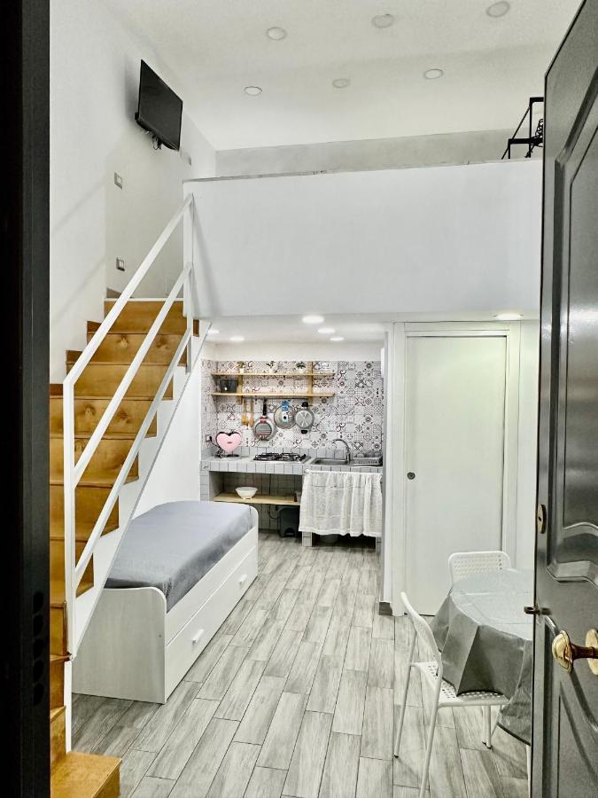 Appartement La Casa Di Elisa à Naples Extérieur photo